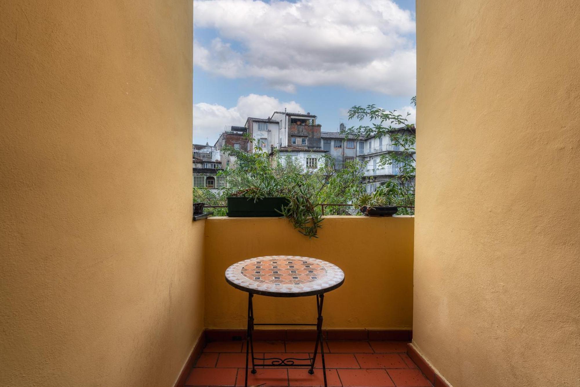 Apartment Anfiteatro Lucca Eksteriør billede