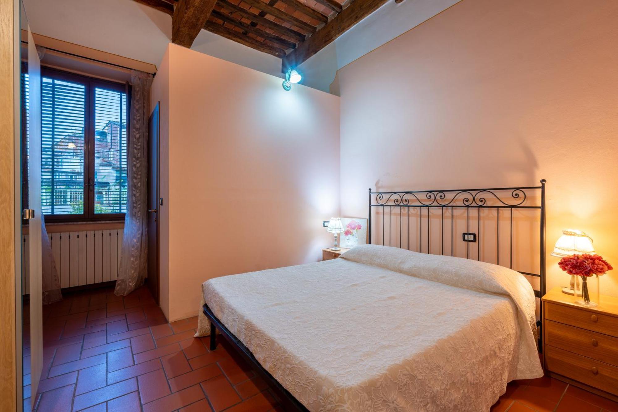 Apartment Anfiteatro Lucca Eksteriør billede